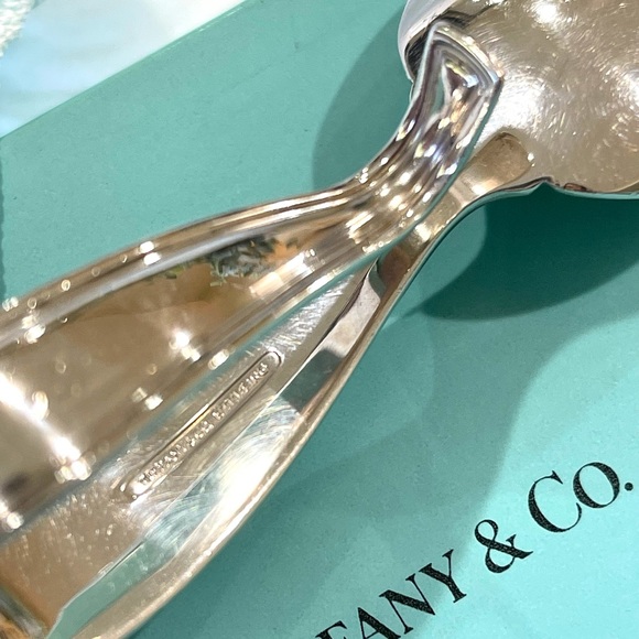 TIFFANY & Co BABY SPOON Mother Goose loop STERLING SILVER with box + pouch - Picture 6 of 15